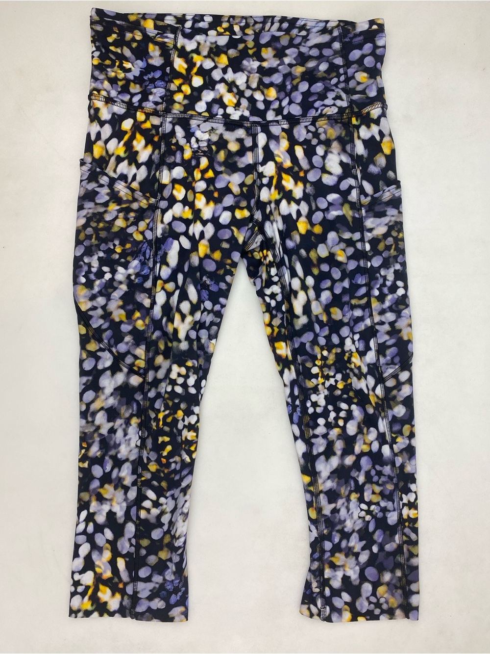 Lululemon Fast & Free Crop II Size 4 Floral Print Running Leggings